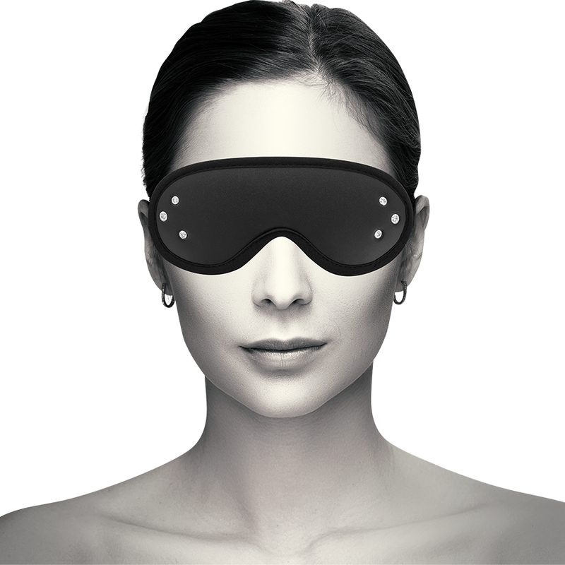 COQUETTE CHIC DESIRE - FANTASY VEGAN LEATHER BLIND MASK WITH NEOPRENE LINING - Bild 4