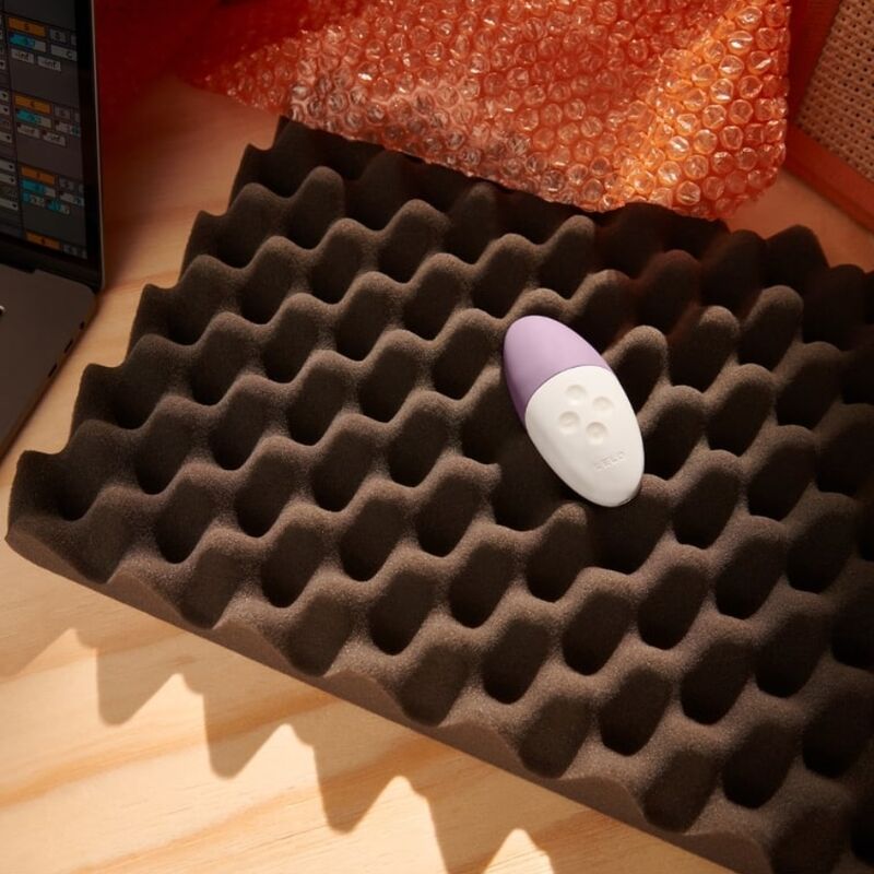 Alternative view of LELO - SIRI 3 CLITORIS MASSAGER CALM LAVENDER