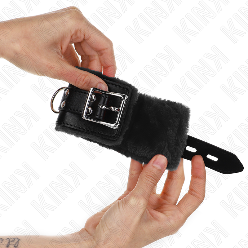 KINK - FUR LINED WRIST RESTRAINTS BLACK WITH BLACK BELT ADJUSTABLE 17-29 CM X 6 CM - Bild 3
