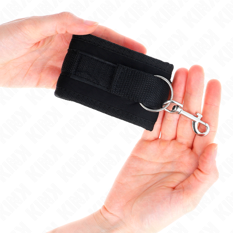 KINK - NYLON BIND HOOK&LOOP WRIST RESTRAINTS BLACK MODEL 2 ADJUSTABLE 18-35 CM X 6 CM - Bild 4